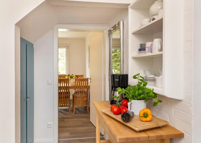 Appartement Hortensie - Reetdachhaus Petersen Nebel