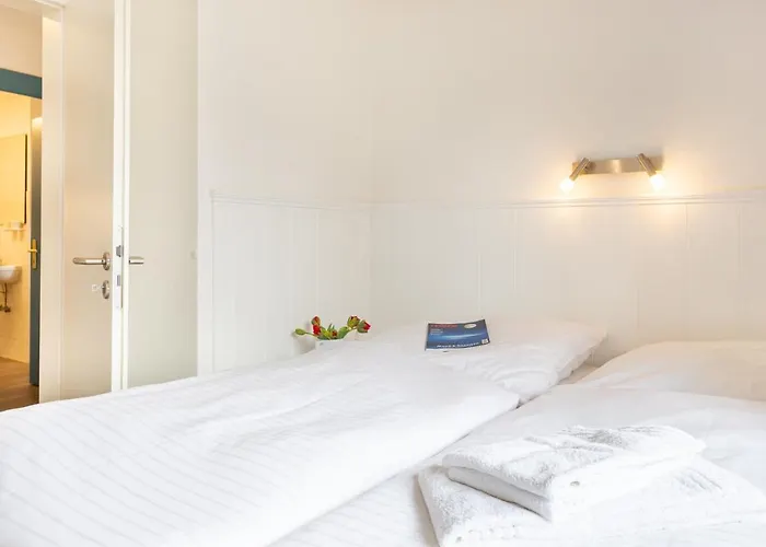 Appartement Hortensie - Reetdachhaus Petersen